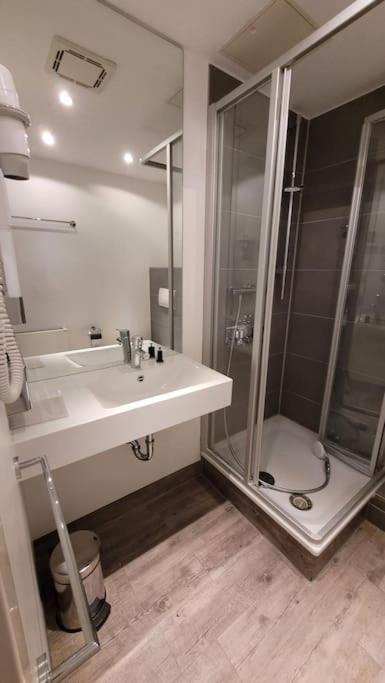 Nice Apartment In Modern Center Of Duesseldorf 외부 사진